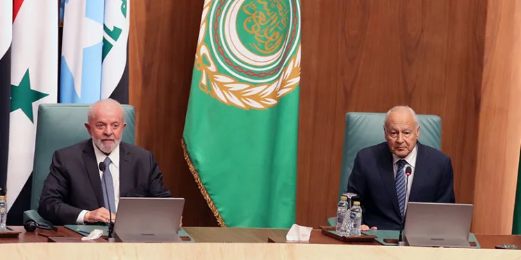 İsrail Hamas’la mücadele bahanesiyle kadınları ve çocukları öldürüyor”