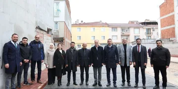 İnegöl’de mahalle otoparkları merkeze nefes aldırıyor