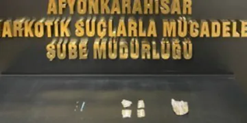 Uyuşturucu operasyonunda 3 kişi yakalandı