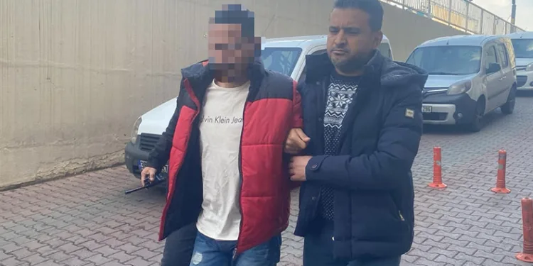 Cezaevi firarisi hırsızlık yapınca yakalandı