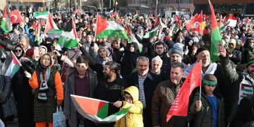 Elazığ’da binlerce kişi Filistin için yürüdü