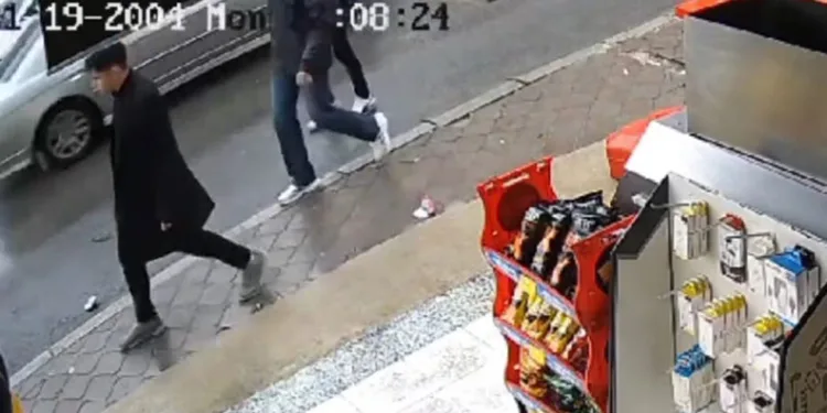 Okul arkadaşını bıçakla öldürdü