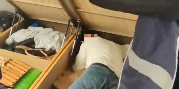İzmir’de katil yeğen saklandığı bazanın içinde yakalandı
