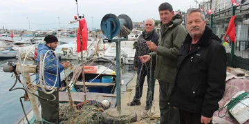“Gemlik Körfezi büyük balıkçılara yasaklansın” talebi