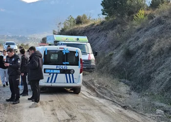 Köpekleri ölüme terk eden 3 şüpheli yakalandı