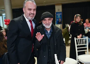 Alinur Aktaş’tan emekli personele teşekkür