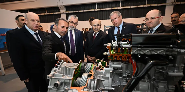 Işıkhan’dan BTSO’nun istihdam projelerine tam not