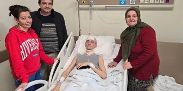 Kendi ölüm haberini okudu, yaşadığından şüphe etti