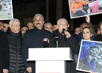 Bozbey 6 Şubat depremini anma törenine katıldı