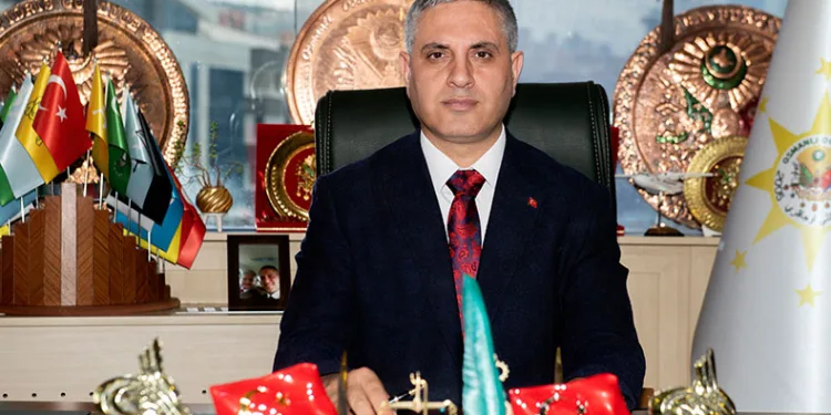 “FETÖ’nün damatlığıyla, Türkiye’ye gelinlik giydiremeyeceksiniz”