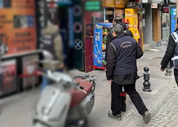 Polis ekiplerinden okul çevrelerinde denetim