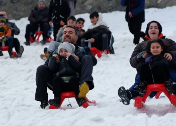 Palandöken’de kızak keyfi