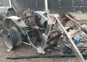 Tavuk çiftliğinin kazan dairesi küle döndü