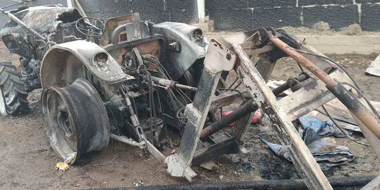 Tavuk çiftliğinin kazan dairesi küle döndü