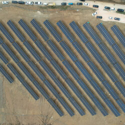 Güneş enerji santralini hizmete açıldı