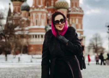 Türkan Şoray, Moskova’dan hasta döndü