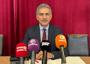 CHP’nin Gemlik Belediye Başkan adayı Şükrü Deviren oldu