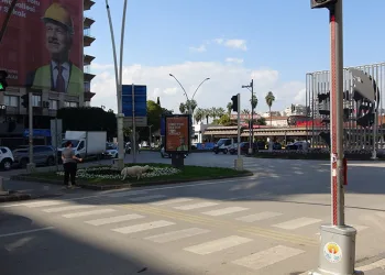Adana’da kentin göbeğinde silahlı saldırı