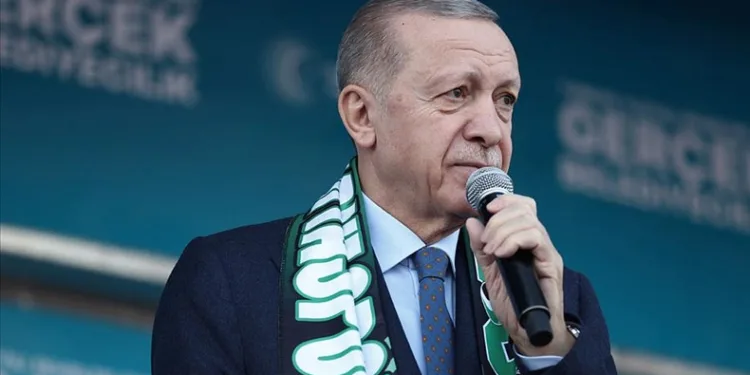 Cumhurbaşkanı Erdoğan’dan muhalefete eleştiri