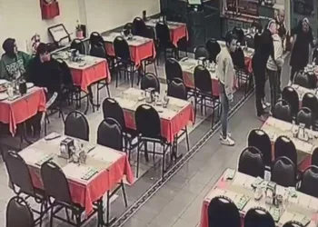 Restoran çalışanından hayat kurtaran müdahale