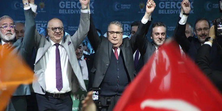 Manisa’da Cumhur İttifakı’nın belediye başkan adayları tanıtıldı