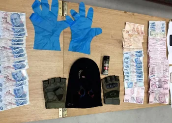 Cinsel ilişki vadedip biber gazıyla gasp ettiler