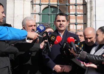 Murat Kurum, Kadir Topbaş’ı anma programına katıldı