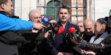 Murat Kurum, Kadir Topbaş’ı anma programına katıldı
