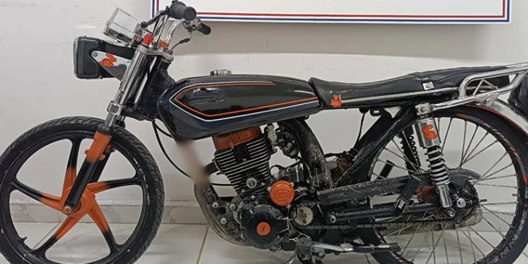Çalıntı motosikletle kaçarken yakalandı