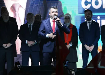 Yıldırım’da Başkan Oktay Yılmaz’a coşkulu karşılama
