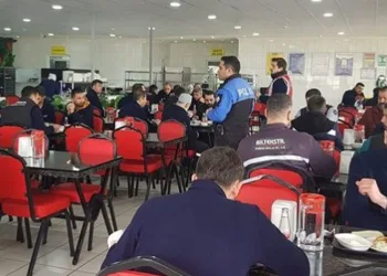 Güvenli bir gelecek için çalışıyorlar