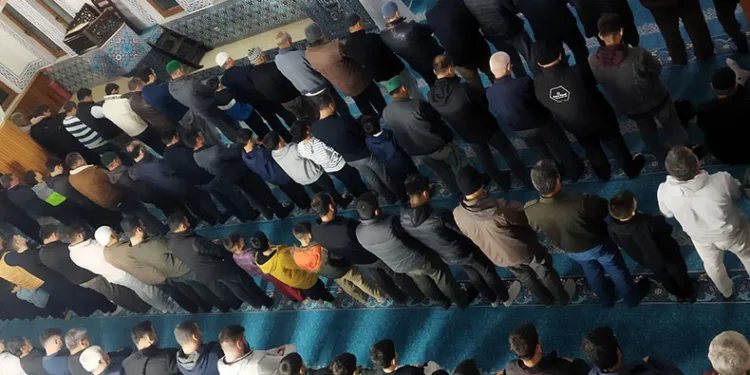 Köyceğiz’de Miraç Kandili’nde camiler doldu