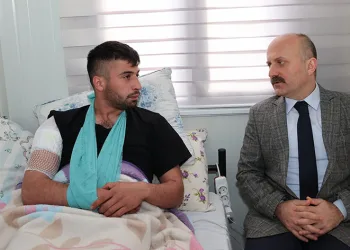 Vali Osman Varol, yaralı askeri ziyaret etti