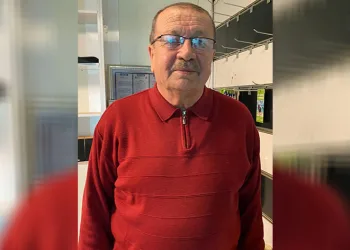 Eski belediye başkanı siyasete veda etti