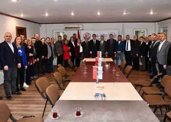 BAL-GÖÇ’ten Dündar’a tam destek