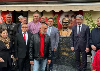 Çıldır Mahallesi’ne Atatürk büstü