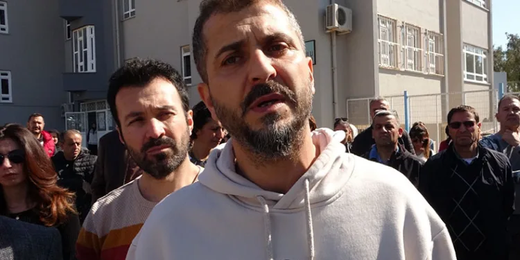 Beden eğitimi öğretmeni, beyzbol sopasıyla darp edildi