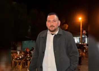 30 yaşındaki genç geçirdiği hayatını kaybetti