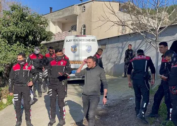 Kardeşler arasında silahlı kavga