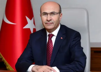 Vali Demirtaş, Tophane MTAL’de İncelemelerde Bulundu