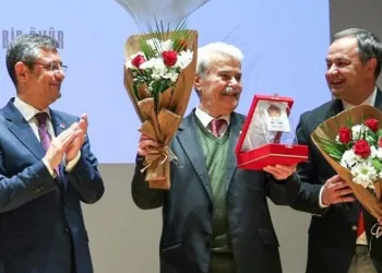 “Efsane Başkan” CHP’den istifa etti