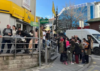 Roman vatandaşlara, ‘Çingene’ dedi ortalık karıştı