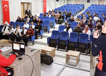 Hakkari’de usta öğreticilere AFAD farkındalık eğitimi