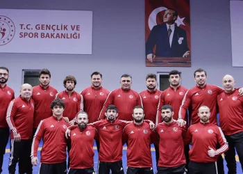 Alperen Berber, Grekoromen Güreş Milli Takımı’na seçildi