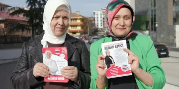 Anne ve kızının muhtarlık yarışı