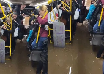 Antalya’da su dolu alt geçitte mahsur kaldılar