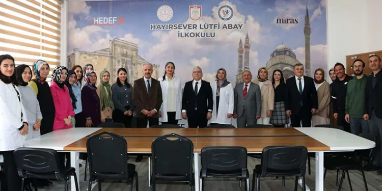 Minik öğrenciler haber kanalı kurdu