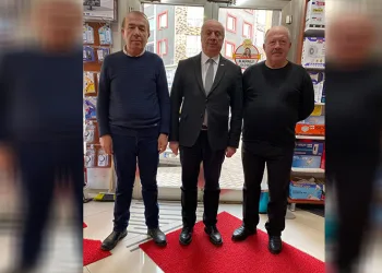 Aday adayları sıralamayasına tepki gösterdiler