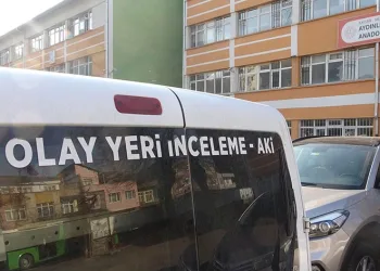 Yorgun mermi okula isabet etti