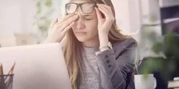 Gözde sinek uçuşmasına dikkat